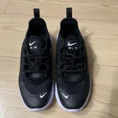 【新品未使用】 NIKE エア マックス アクシス 21cm ブラック