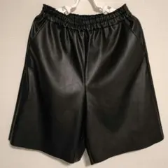 美品 LEPSIM フェイクレザー ハーフパンツ F 切りっぱなし レプシィムのサムネイル