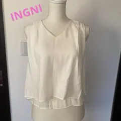 INGNI ホワイトノースリーブトップス