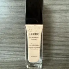 DECORTÉ ZEN WEAR GLOW カラーC11