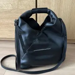 Item thumbnail for item d41203d3-0044-4ddd-ad59-00eb7e94098d