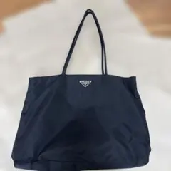 PRADA トートバッグ ナイロン 三角ロゴ 黒 A4収納肩掛け可能のサムネイル