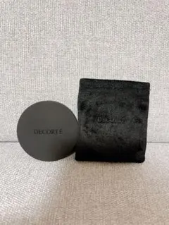 DECORTÉ ブラック 円形ミラー ポーチ付き