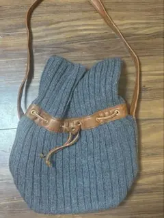 Item thumbnail for item 7111e99d-7b67-4539-ad4e-dac41ba8e1ad