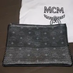 MCM クラッチバッグ スタッズ　黒　ブラック