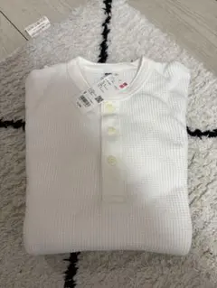 ユニクロ　ヘンリーネックTシャツ　S