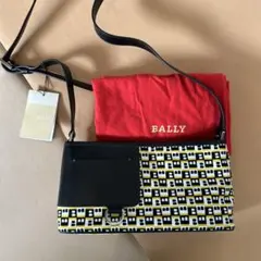 【BALLY】新品•未使用 キャンバスショルダーバッグのサムネイル