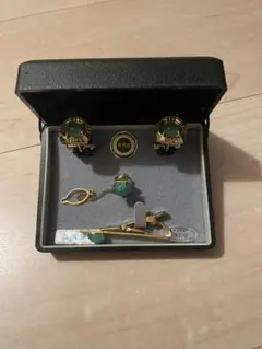 Item thumbnail for item ee7e61fe-8183-4460-a713-20afeaff47e0