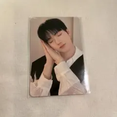 treasure ナイトガーデン　トレカ　ジュンギュ