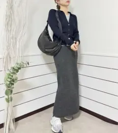 美品✳︎UNIQLO:C レザータッチラウンドショルダーバッグ