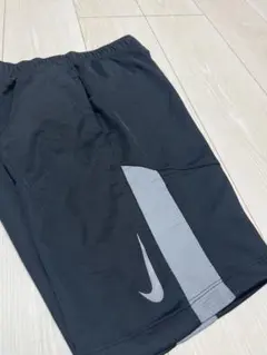Nike ハーフパンツ 150~160センチ 黒×グレー