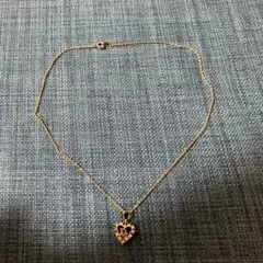ハート型クリスタル装飾ネックレス