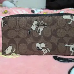 COACH スヌーピー柄 長財布