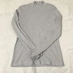 ⭐︎送料込み⭐︎未使用品⭐︎ユニクロ　ボーダー長袖　レディース　白黒