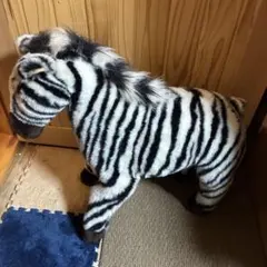 シマウマ ぬいぐるみ リアル 動物 アニマル　立体