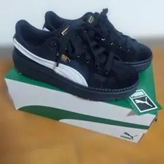 PUMA プラットフォームスニーカー ブラック/ホワイト
