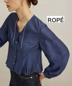 ロペ　ROPÉ【洗える】パフスリーブシアーペプラムブラウス　日本製　Ｖネックのサムネイル