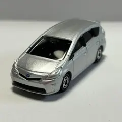 トミカ 日産 ティーダ ジャンパーニュゴールド - メルカリ