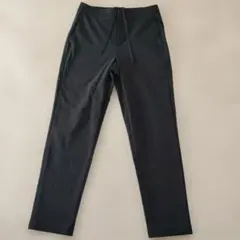 UNIQLO　ウォームストレッチパンツ　Мサイズ　ブラック