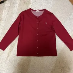 赤い長袖カーディガン ボタン付き