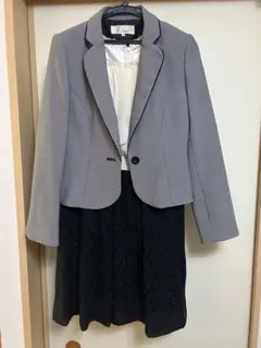 レディース　フォーマルスーツ4点セット 13号 入学 コサージュ ベルト付き