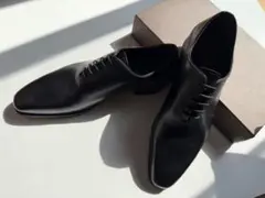 【バーニーズニューヨーク】ホールカットシューズ　イタリア製 / ブラック 43 2026年最新】BARNEYS NEW YORK 汚れ・破れ・臭いなど：なし メンズ