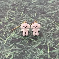 【マルチーズ】　犬　ハンドメイド　ピアス　樹脂粘土　おすわりシリーズ　246