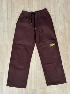 ブラウンストレートパンツ