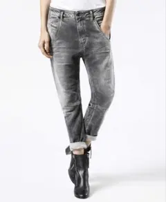 【新品タグ付】DIESEL ディーゼル FAYZA ジョグジーンズ 23 グレー