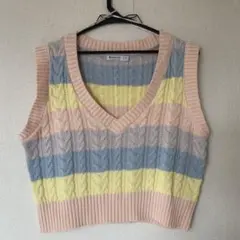 Stradivarius カラフル ボーダー ニットベスト