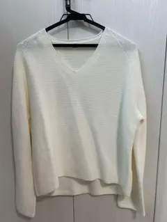 3DコットンリラックスVネックセーター