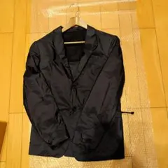 プラダ　ジャケット　ナイロン　ネイビー　46サイズ　サマー可　メンズ　超美品のサムネイル