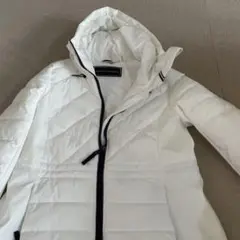 TOMMY HILFIGER ホワイトダウンジャケット