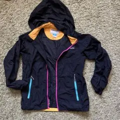 キッズ　Columbia マウンテンパーカー　Mサイズ　10/12