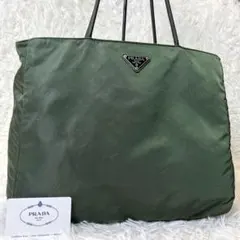 PRADAトートバッグ A4可 ナイロン 三角ロゴプレート プレート カーキ