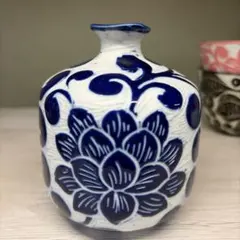ベトナムバッチャン焼き　花瓶　陶器　一輪挿し