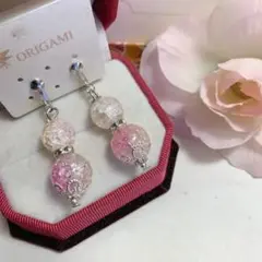 新品未使用 薄めピンク×ホワイトイエロー シルバーベース イヤリング