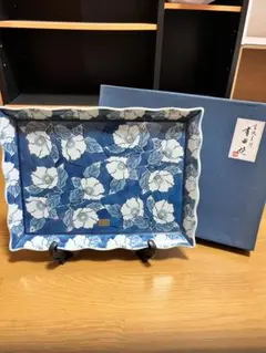 有田焼 祝皿 長角皿 花柄 藍色　飾り皿のサムネイル