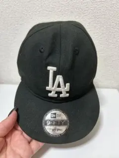 New Era LA 9FIFTY ブラックキャップ