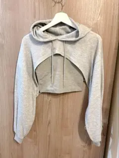 スポーツウエア✿グレー クロップドパーカー 伸縮キャミセット