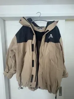 Vis × OUTDOOR マウンテンパーカー ベージュ/黒