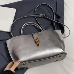 【新品未使用】ハンドバッグ 2way ショルダーバッグ グレー 大容量