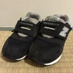ニューバランス　スニーカー　996 16センチ　ブラック基調でシルバーが一部