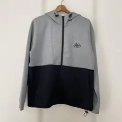 未使用　パーカー☆CAMP7