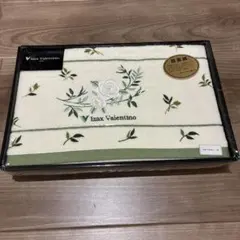 izax valentino 大判バスタオル