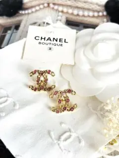 ピンクストーン2個　VINTAGE CHANEL ボタン刻印