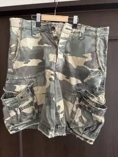 Abercrombie & Fitch 迷彩ショートパンツ　34美品