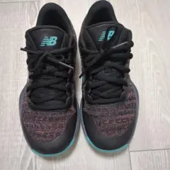 New Balance テニススニーカー ブラック/レッド/ターコイズ23cm