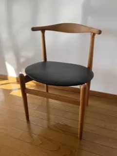 Hans J Wegner FH708 Fritz Hansen
