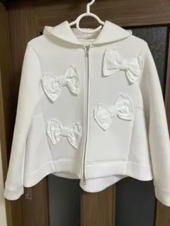 チェスティ　ボンディング リボン パーカー ペプラム ホワイト chesty 2026年最新】Chesty カラー：ホワイト系 レディース パーカーの人気